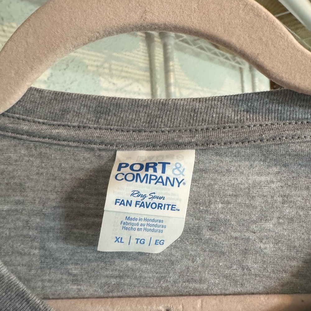 Gray Graphic Women's Top - Picture 4 of 4